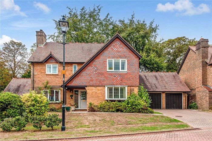 4 Bedroom Detached House For Sale In Westminster Gate, Winchester, Hampshire, SO22