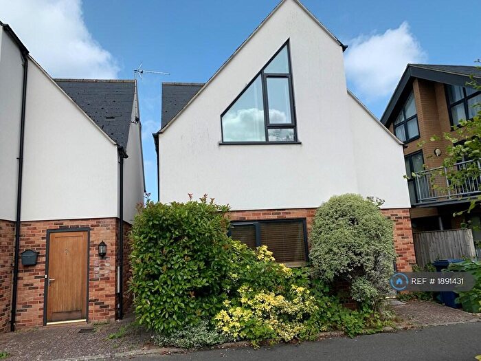 2 Bedroom Detached House To Rent In Temple Mews, Oxford, OX4
