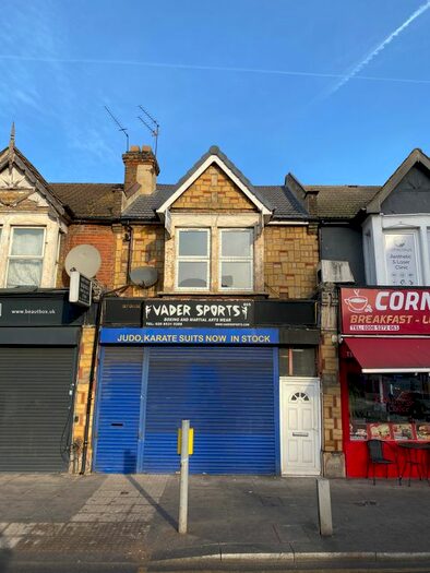 2 Bedroom Flat To Rent In Forest Road, London, E17