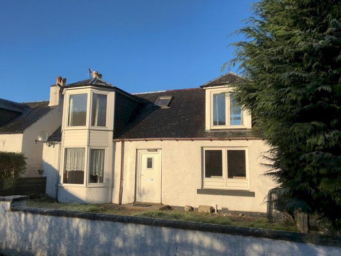 5 Bedroom Semi-Detached House To Rent In East Lewiston, Drumnadrochit, Inverness, IV63