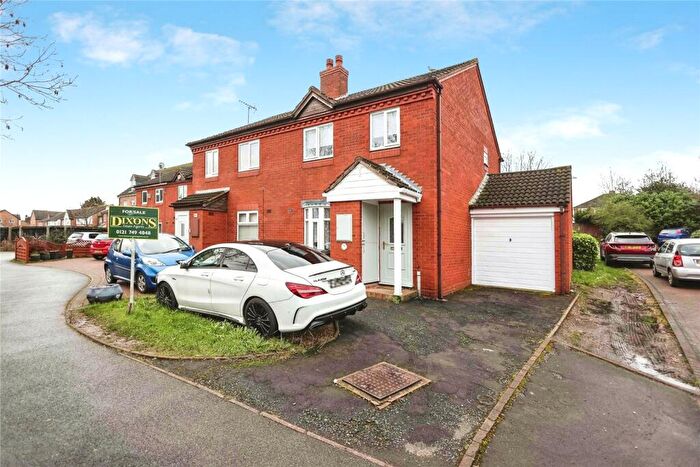 3 Bedroom Semi Detached House For Sale In Lark Meadow Drive, Birmingham, West Midlands, B37