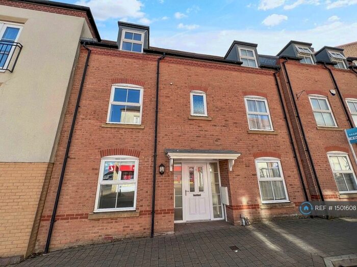 5 Bedroom Terraced House To Rent In Copper Beech Road, Nuneaton, CV10