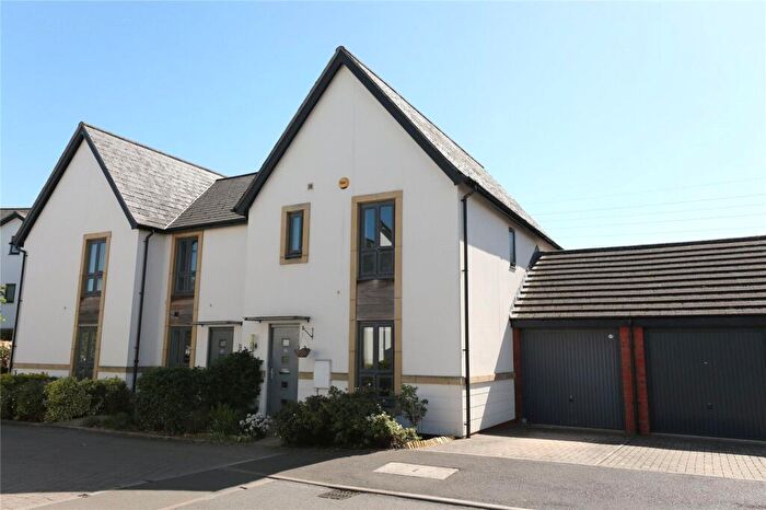 3 Bedroom End Of Terrace House For Sale In Prince Regent Avenue, Cheltenham, Gloucestershire, GL50