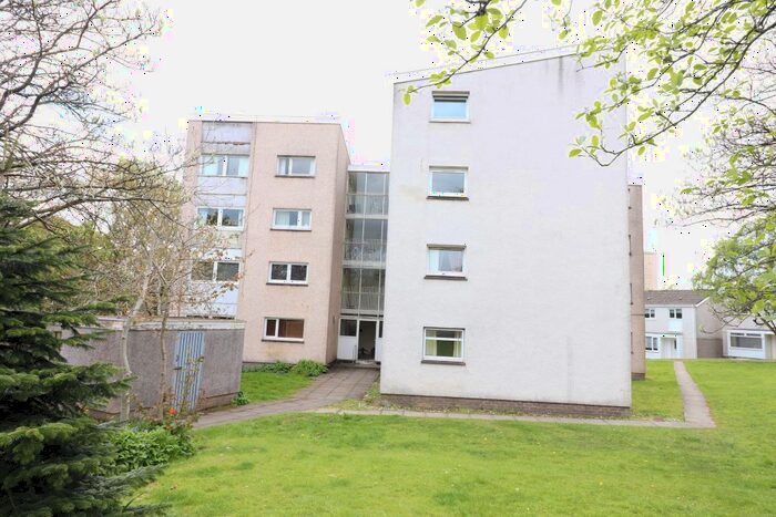 1 Bedroom Flat To Rent In Glen Nevis, Glasgow, G74