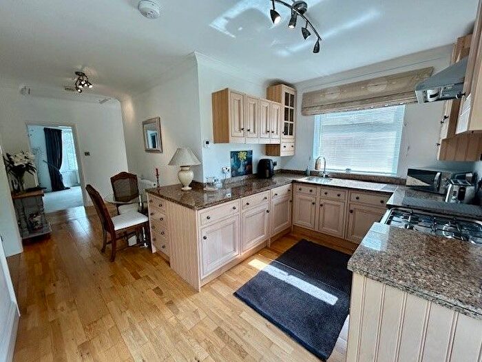 2 Bedroom Bungalow To Rent In Greensway, Chester, CH4