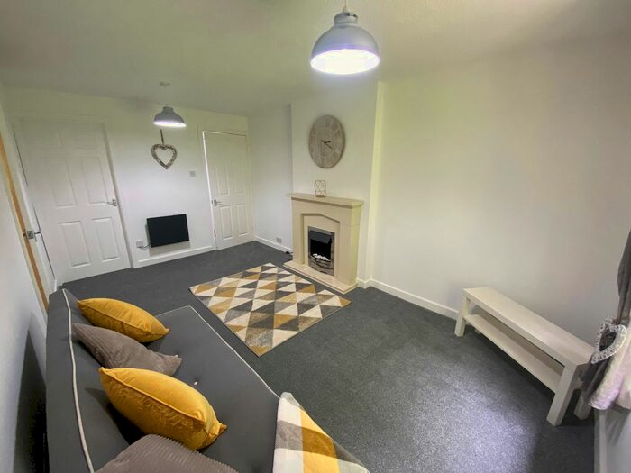 1 Bedroom Flat To Rent In Melton Avenue, Leeds, LS10