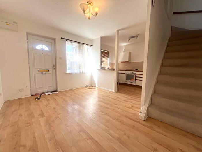 1 Bedroom House To Rent In Erith, DA8