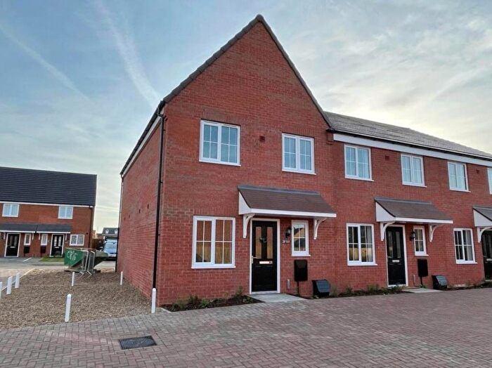 1 Bedroom House To Rent In Penelope Grove, Cardea, PE2