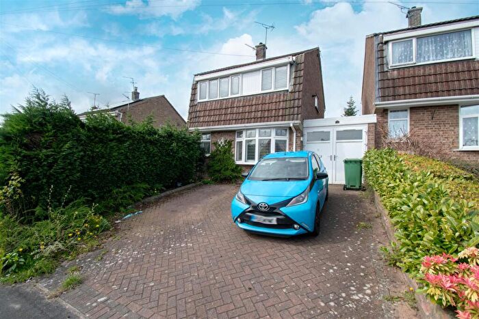 3 Bedroom Detached House For Sale In Oakland Crescent, Riddings, Alfreton, DE55