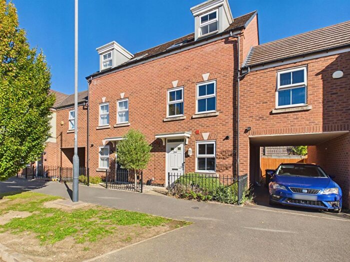 3 Bedroom Terraced House To Rent In Queen Elizabeth Road, Saxon Rise, Nuneaton, CV10