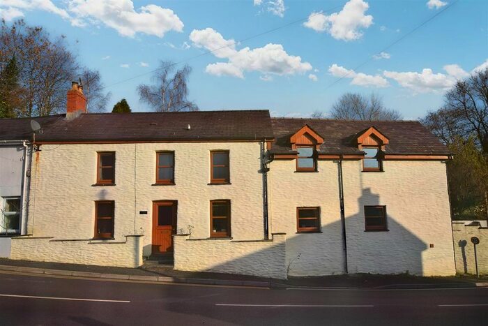 4 Bedroom Semi-Detached House For Sale In Cwm Cou, Newcastle Emlyn, SA38