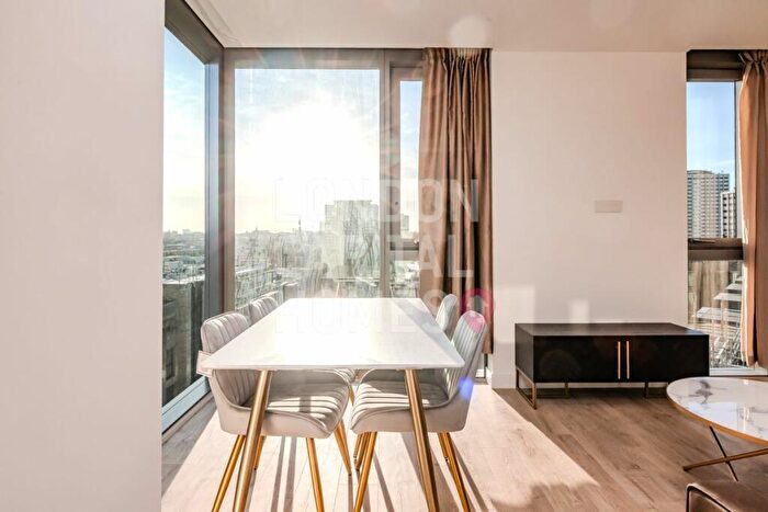 2 Bedroom Apartment To Rent In Valencia Tower, Bolinder Place London, EC1V