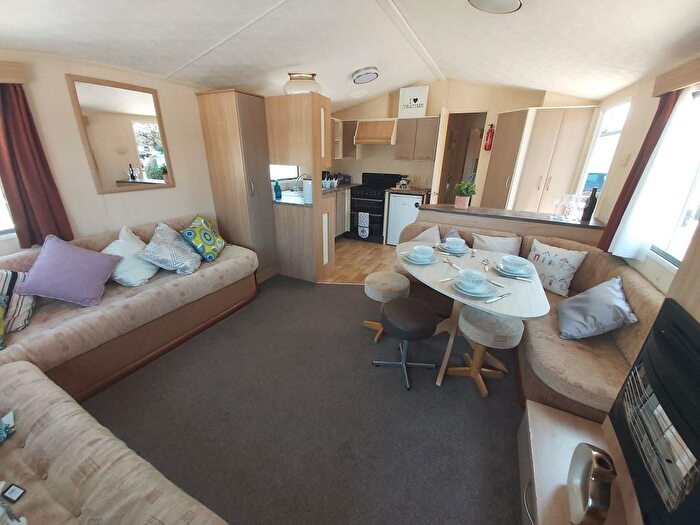 3 Bedroom Park Home For Sale In Warren Road, Dawlish Warren, Dawlish, EX7