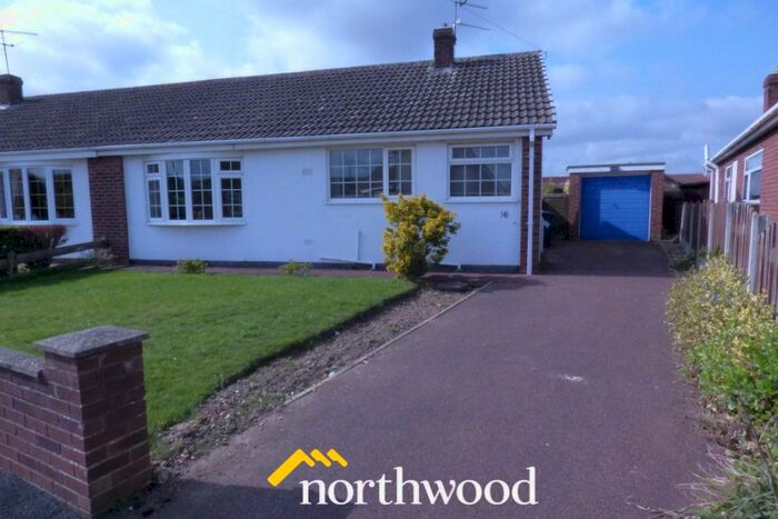 3 Bedroom Bungalow To Rent In Elm Drive, Finningley, Doncaster, DN9
