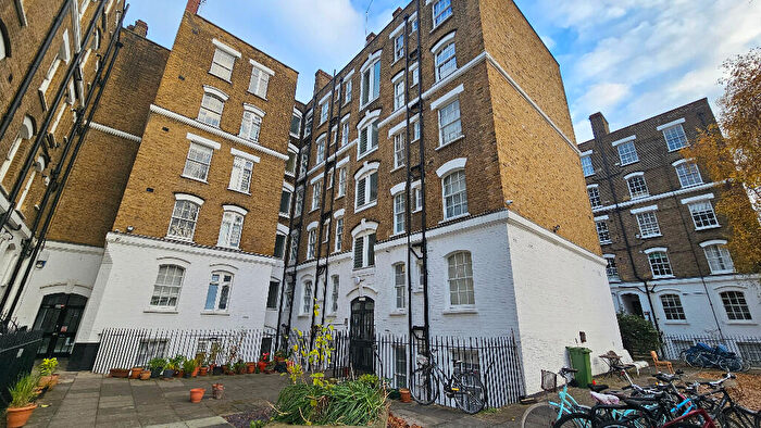 1 Bedroom Flat To Rent In Fanshaw Street, London, N1