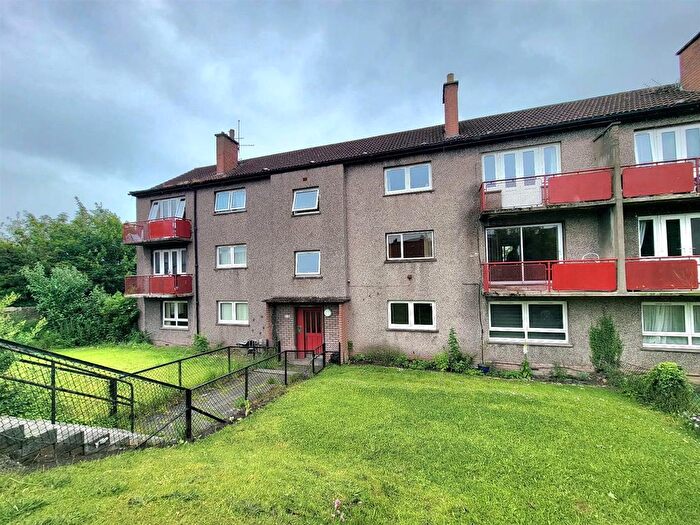 3 Bedroom Flat To Rent In New Road, Kennoway, Leven, KY8