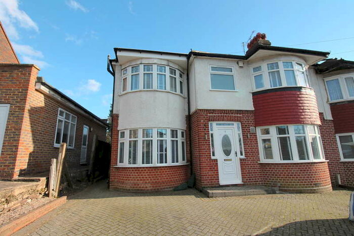 4 Bedroom Semi-Detached House To Rent In Wilton Road, Cockfosters, EN4