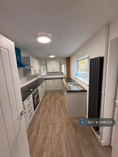 3 Bedroom Terraced House To Rent In Hill St, Swansea, SA1
