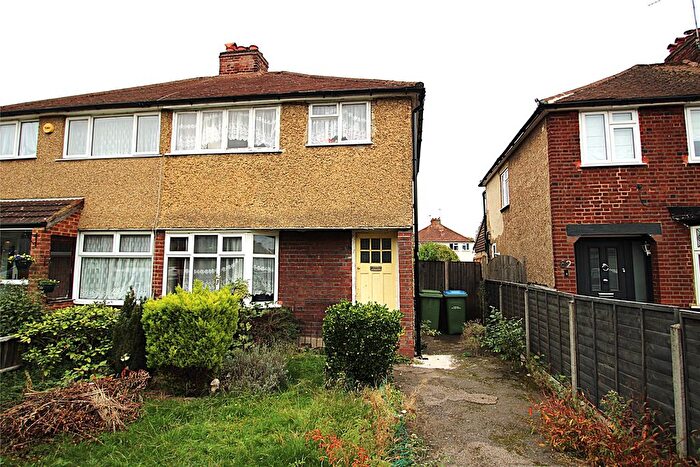 3 Bedroom Semi-Detached House For Sale In Hersham, KT12