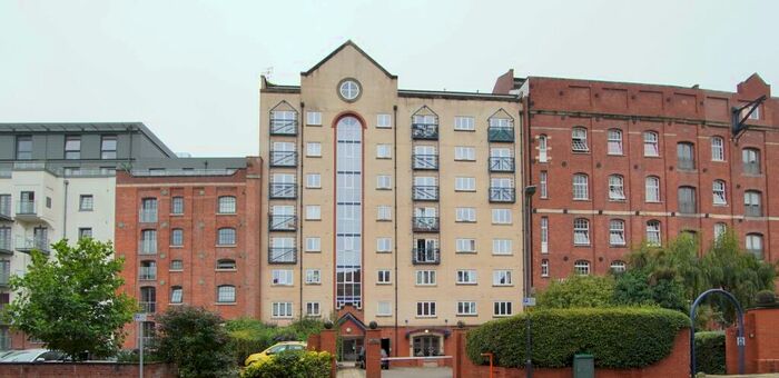 2 Bedroom Apartment To Rent In The Mill House, Ferry Street, City Centre, BS1