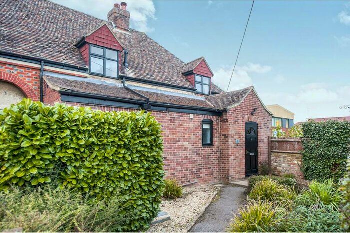 3 Bedroom End Of Terrace House To Rent In Northford Cottages, Shrivenham, SN6
