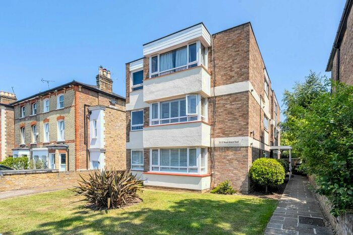 2 Bedroom Flat To Rent In Mount Ararat Road, Richmond, TW10