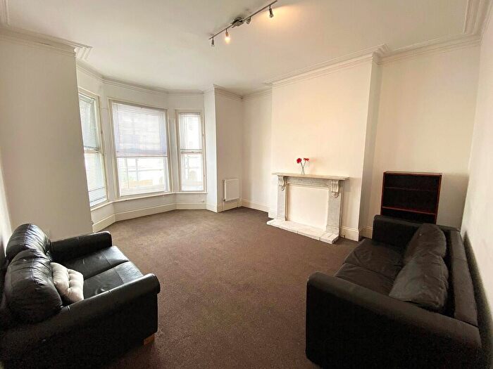 2 Bedroom Flat To Rent In Nightingale Road, Southsea, PO5
