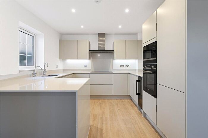 2 Bedroom Apartment To Rent In Merrileas Drive, Oxshott, Leatherhead, KT22