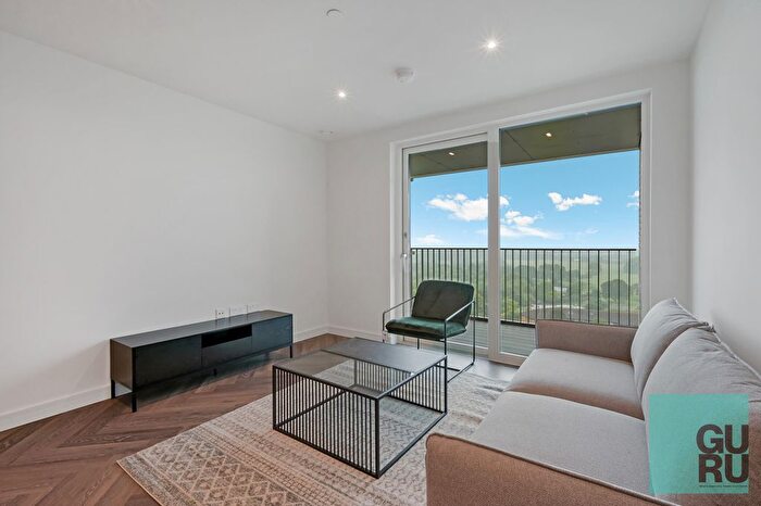 2 Bedroom Flat To Rent In Henshaw Parade, London, NW9