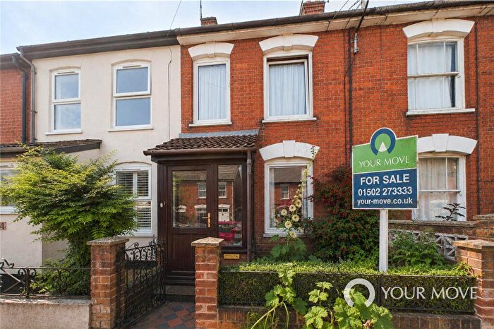 2 Bedroom Terraced House For Sale In Alexandra Road, Beccles, Suffolk, NR34