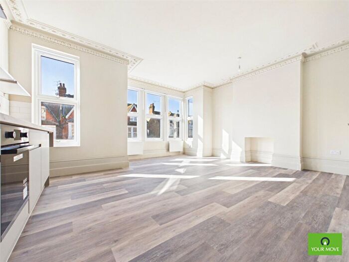 1 Bedroom Flat To Rent In York Road, Southend-on-Sea, Essex, SS1