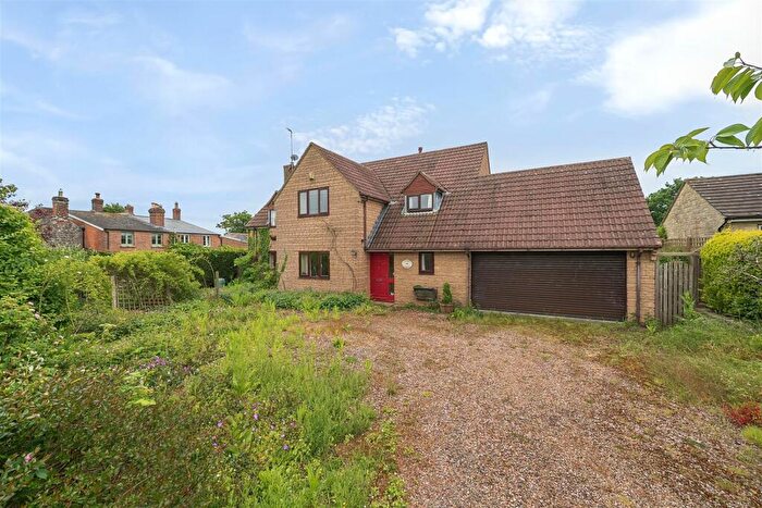 3 Bedroom Detached House For Sale In Holwell, Sherborne, Dorset, DT9