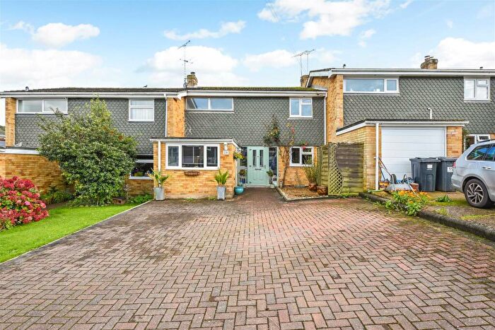 3 Bedroom House For Sale In St. Peters Close, Shipton Bellinger, Tidworth, SP9