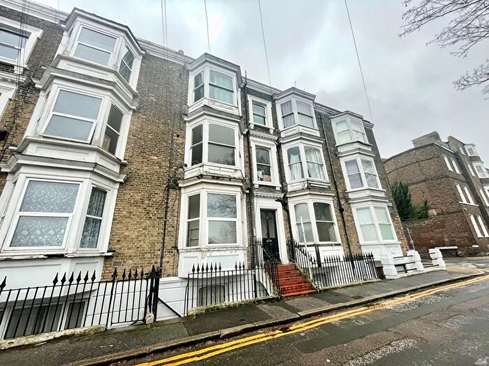 1 Bedroom Flat To Rent In St. Johns Road Lausanne Terrace, Margate, CT9