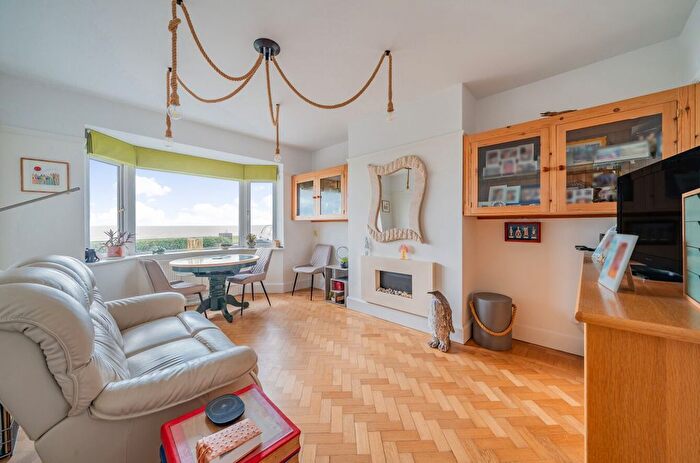 4 Bedroom Detached House For Sale In Strand Way, Felpham, PO22