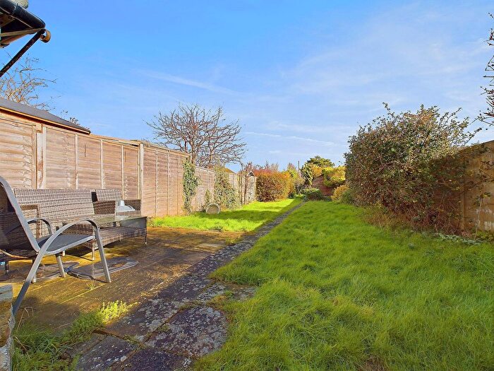 2 Bedroom Semi-Detached Bungalow For Sale In Links Road, Lancing, BN15