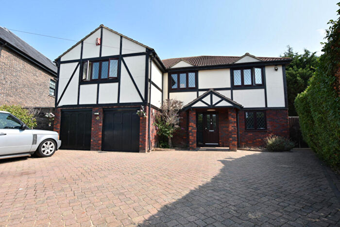 5 Bedroom Detached House For Sale In Ernest Road, Hornchurch, RM11