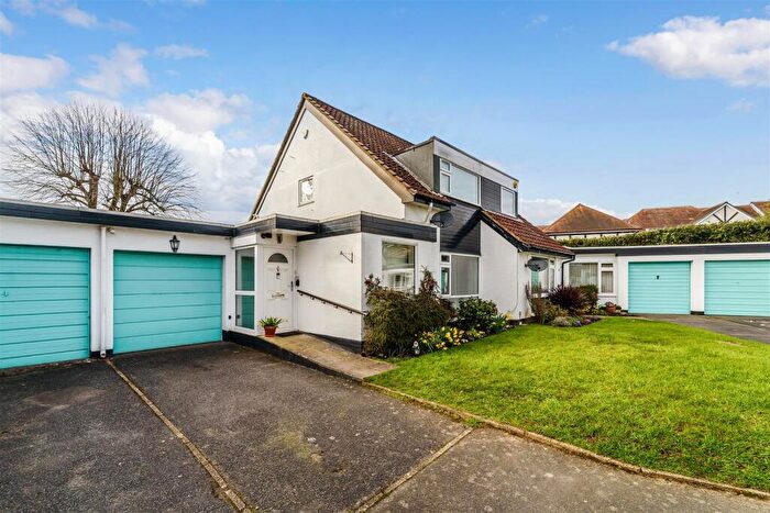 3 Bedroom Semi Detached House For Sale In Clifton Place, Banstead, SM7