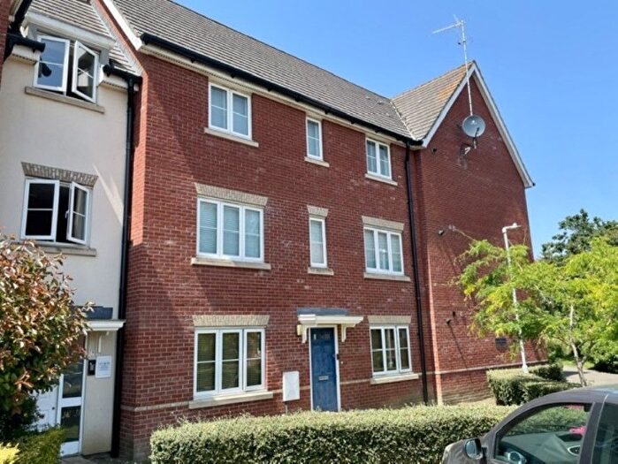 2 Bedroom Flat For Sale In Worsdell Close, Ipswich, Suffolk, IP2