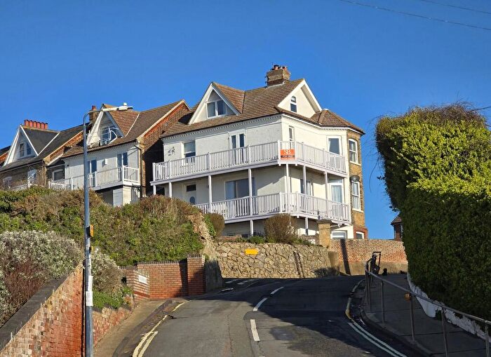 4 Bedroom Maisonette For Sale In High Beach, Felixstowe, IP11