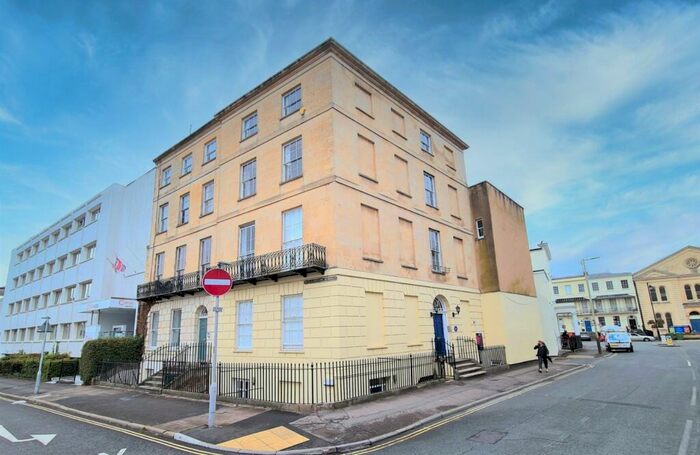 1 Bedroom Apartment To Rent In Bath Street, Cheltenham, Gloucestershire, GL50