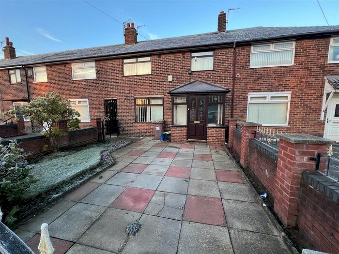 3 Bedroom Town House To Rent In Ashtons Green Drive, St. Helens, WA9