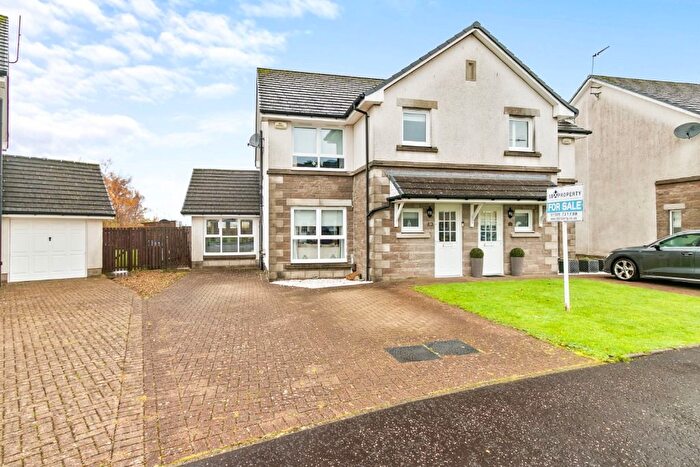 3 Bedroom Semi Detached House For Sale In Denny Road, Dumbarton, West Dunbartonshire, G82