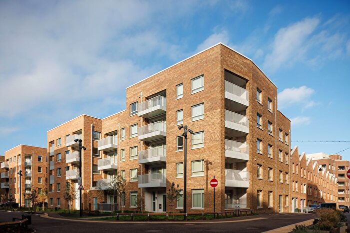 1 Bedroom Flat To Rent In Mansfield Apartments, Frogley Park, Barking, IG11