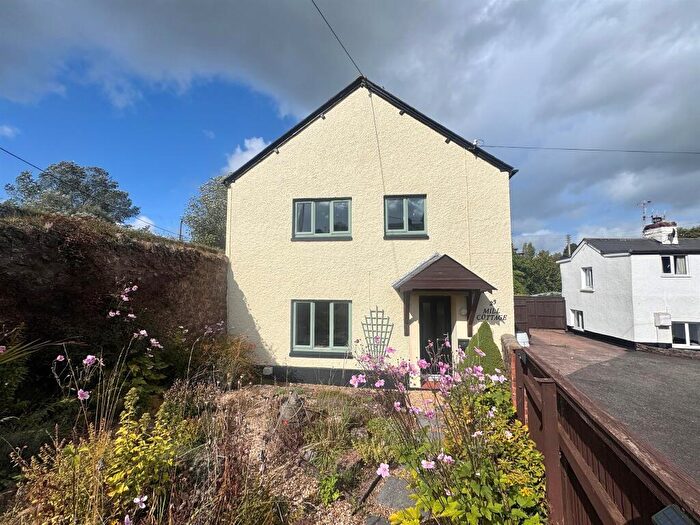 3 Bedroom Detached House For Sale In Higher Town, Sampford Peverell, Tiverton, EX16