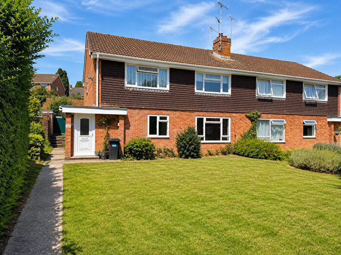 2 Bedroom Ground Maisonette To Rent In Whittington Close, Hythe, Southampton, SO45
