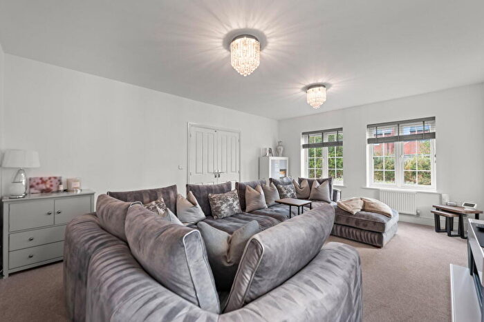 5 Bedroom Detached House For Sale In Strawberry Fields, Sutton-On-Trent, NG23