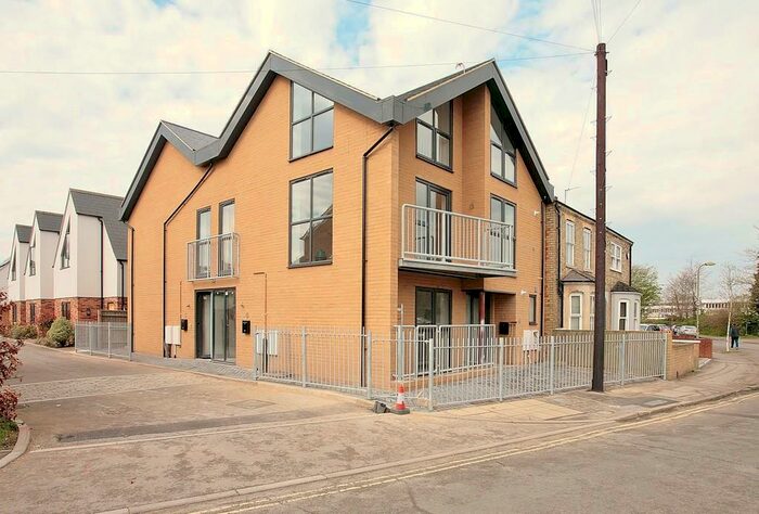 2 Bedroom Apartment To Rent In Temple Cowley Epc Rating C, OX4