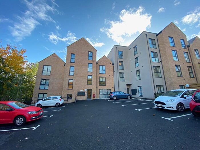 1 Bedroom Apartment To Rent In Valley Green, Hemel Hempstead, HP2
