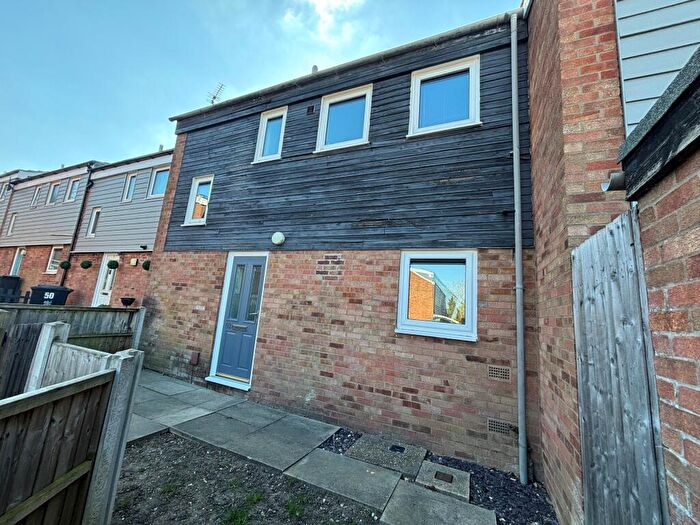 3 Bedroom House To Rent In Oronsay Road, Leicester, LE4